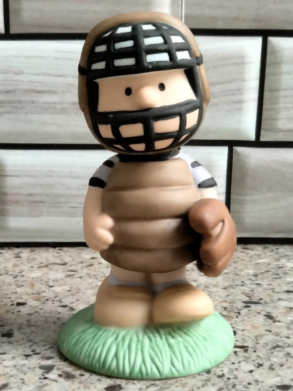 Peanuts Schroeder Baseball Catcher #8342